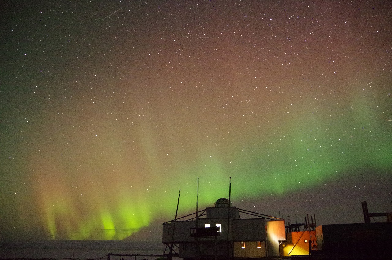 オーロラの観測 22年8月号 コカネット