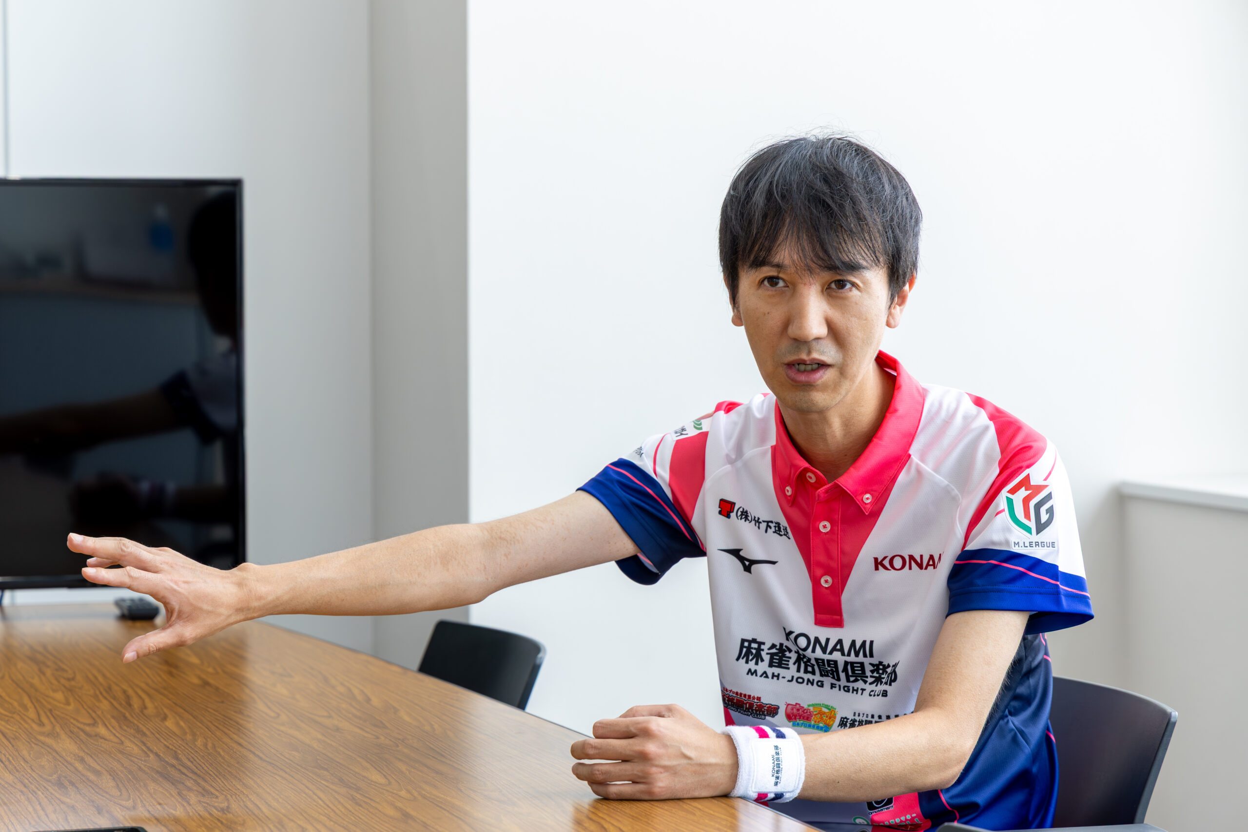 Mリーガー佐々木寿人プロインタビュー！【サイン会開催＆サイン本